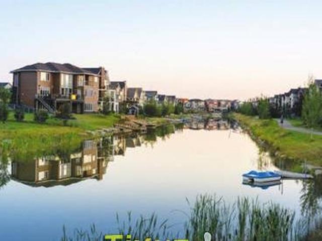 1622 Baywater Street Airdrie Alberta