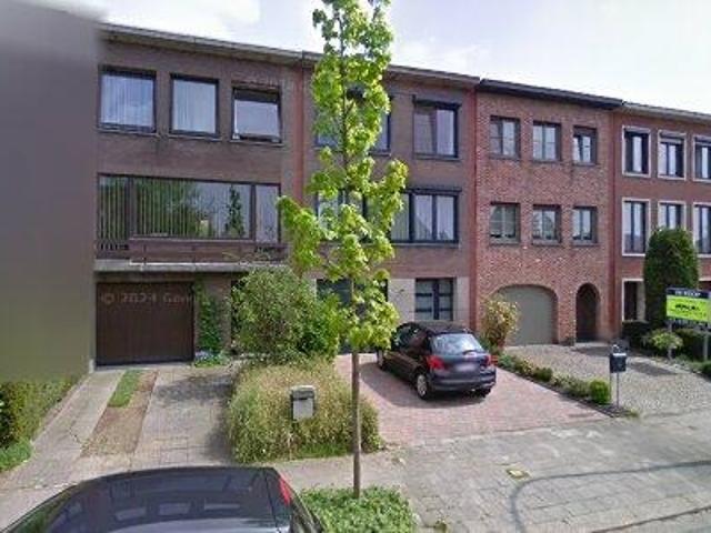 162 m2 apartment for rent in Edegem