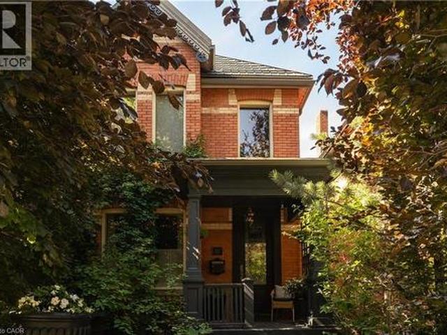 163 Duke Street, Hamilton, ON, L8P 1X9 house for sale | Listing ID 40836 | Royal LePage