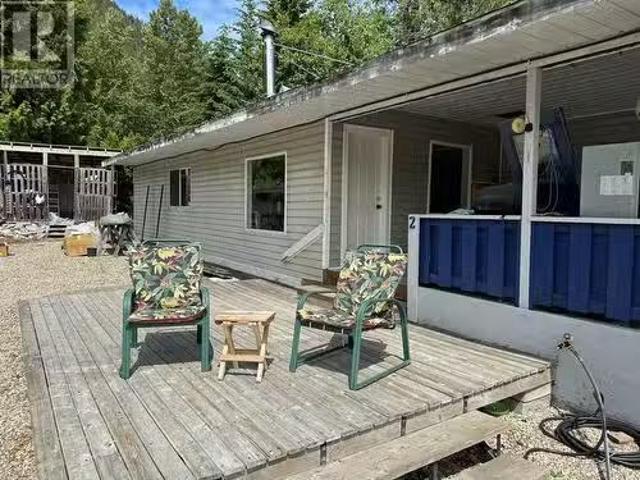 163 Kault Hill Road Nw Unit# 2, Salmon Arm, BC, V1E 3A3 hous.