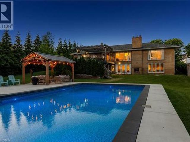 1648 Crediton Parkway, Mississauga, ON, L5G 3X3 house for sale | Listing ID 40840 | Royal LePage