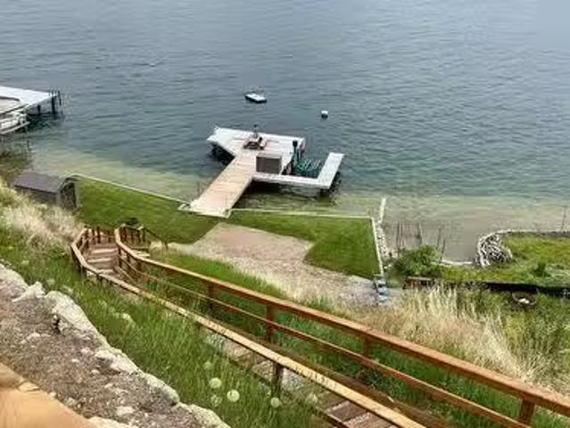 1649 Westside Road, Kelowna, BC, V1Z 3T4 vacant land for sal.