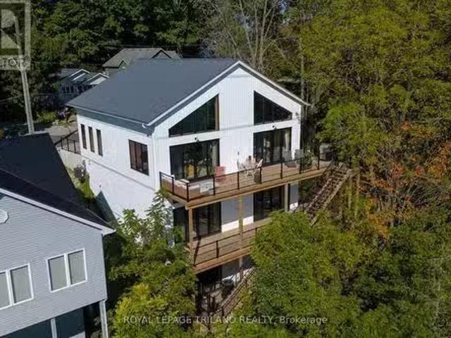 164 Brayside Street, Central Elgin Port Stanley, ON, N5L 1A2.