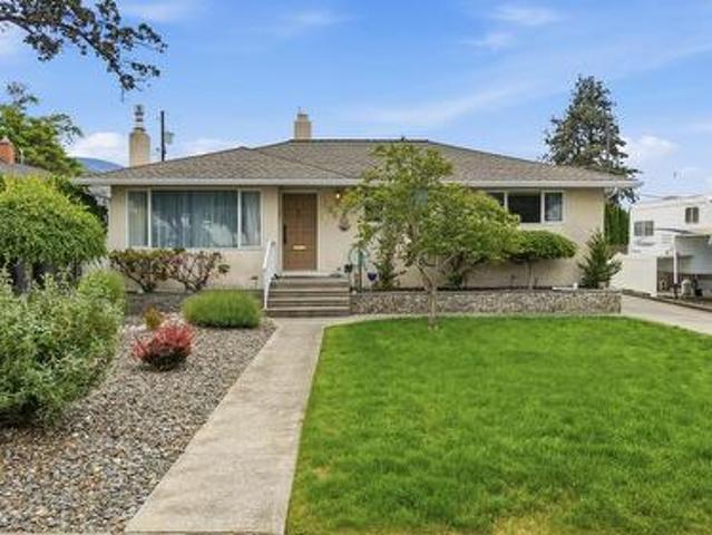 164 Manor Park Avenue, Penticton, BC, V2A 2R2 house for sale | Listing ID 10389 | Royal LePage