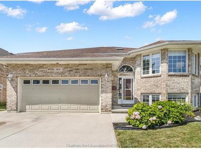 164 Valley Road, Chatham, ON, N7L 5L4 house for sale | Listing ID 26017 | Royal LePage