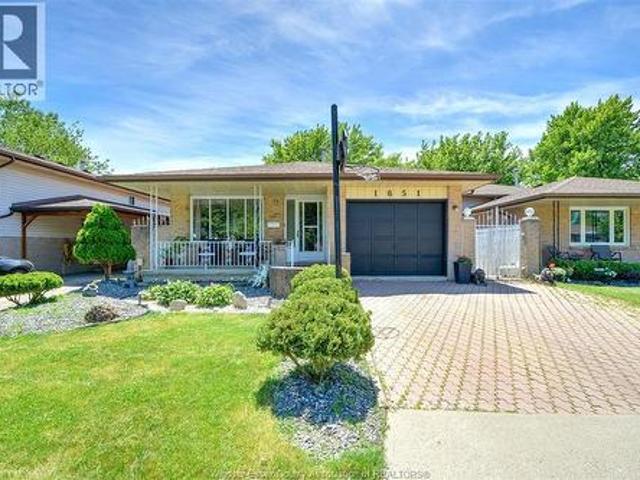 1651 Courtland, Windsor, ON, N8T 3K5 house for sale | Listing ID 26014 | Royal LePage