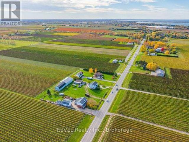 165 East West Line, Niagara On The Lake Lakeshore, ON, L0S 1J0 house for sale | Listing ID X13628 | Royal LePage