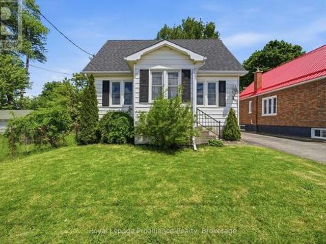 165 Lingham Street, Belleville Ward, ON, K8N 3T3 house for sale | Listing ID X13220 | Royal LePage