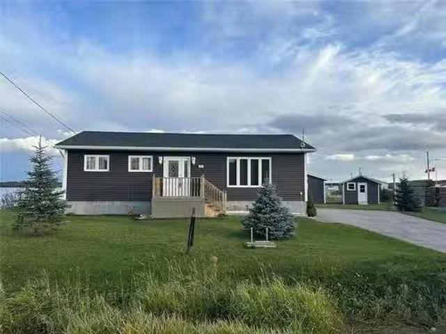 165 Main Street, Carmanville, NL, A0G 1N0 house for sale Li.