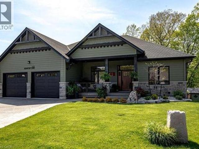 165 Newport Lane, Port Dover, ON, N0A 1N7 Luxury House for sale | Listing ID 40825 | Royal LePage Carriage Trade Luxury Properties