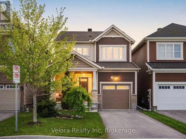 165 Santolina Street, Ottawa, ON, K2S 0W9 house for sale | Listing ID X13202 | Royal LePage