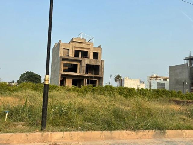 165 Sq.Yd. Plot in Kharar Road Mohali Listing ID: #10380