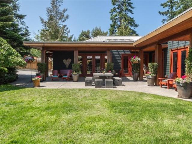 1664 Queequeg Trnabt, Gabriola Island, BC, V0R 1X5 house for sale | Listing ID 1002 | Royal LePage