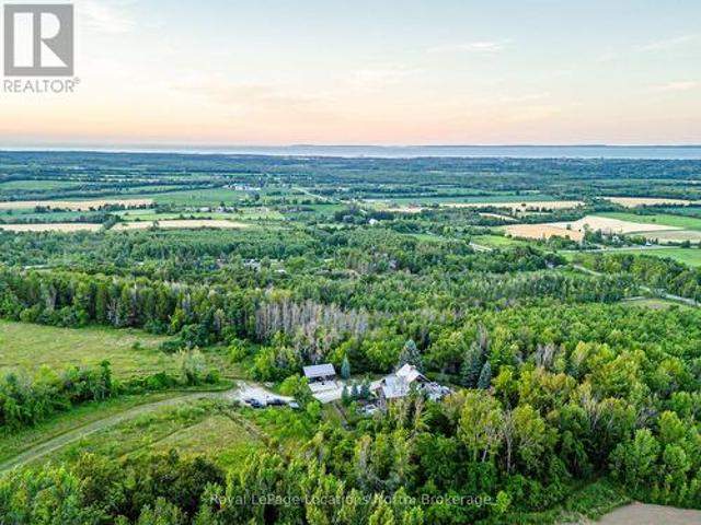 1664 10 Concession N, Clearview, ON, L0M 1H0 Luxury House for sale | Listing ID S13645 | Royal LePage Carriage Trade Luxury Properties