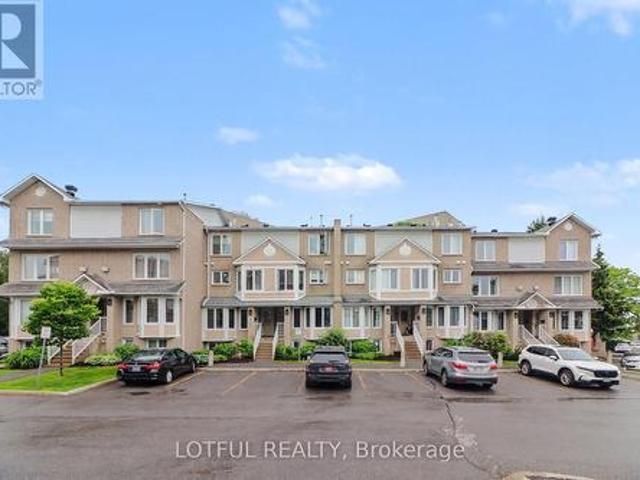 1663 Locksley Lane, Ottawa, ON, K1J 1B6 townhouse for lease | Listing ID X13439 | Royal LePage