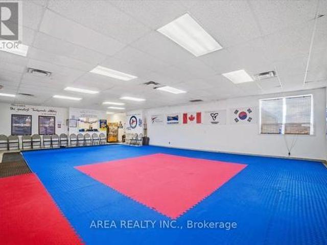166 Highway 8, Hamilton, ON, L8G 1C3 commercial for lease | Listing ID X13613 | Royal LePage