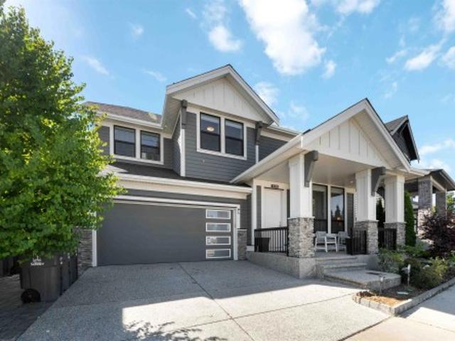 16750 Edgewood Drive, Surrey, BC, V3Z 9X9 house for sale | Listing ID R3144 | Royal LePage