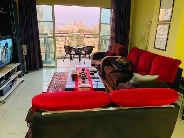 1675 Sqft 3 Bed 3 Baths APT with a Majestic View
