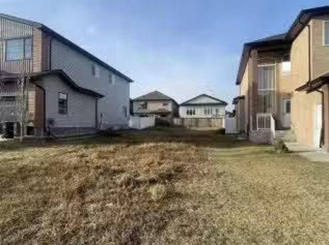 16768 60 Street, Edmonton, AB, T5Y 0K7 vacant land for sale.