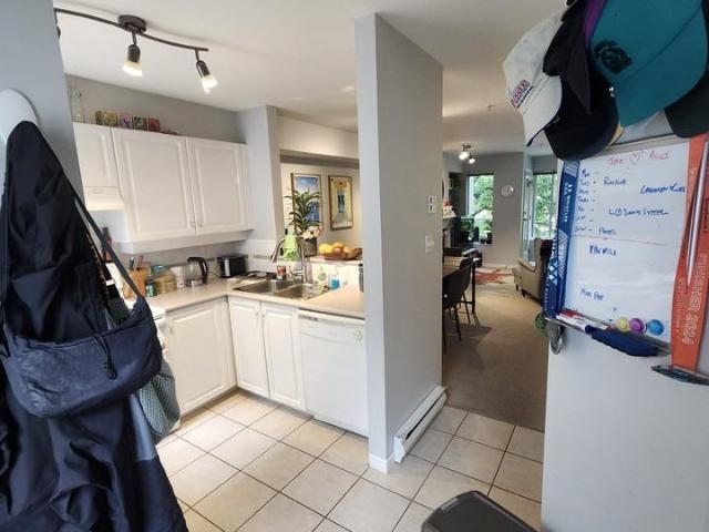 1678 1680 West 7th Ave 2 Bedroom Apartment for Rent at 1678 West 7th Ave, Vancouver, BC V6J None Fairview
