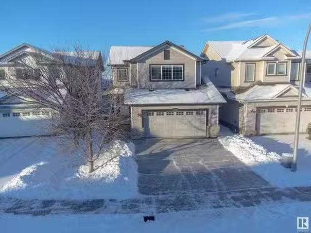 16724 119 Street, Edmonton, AB, T5X 0B3 house for sale List.