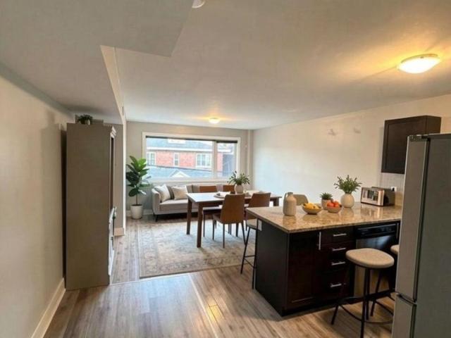 167 Aylmer Avenue #3 Ottawa, ON K1S2X1