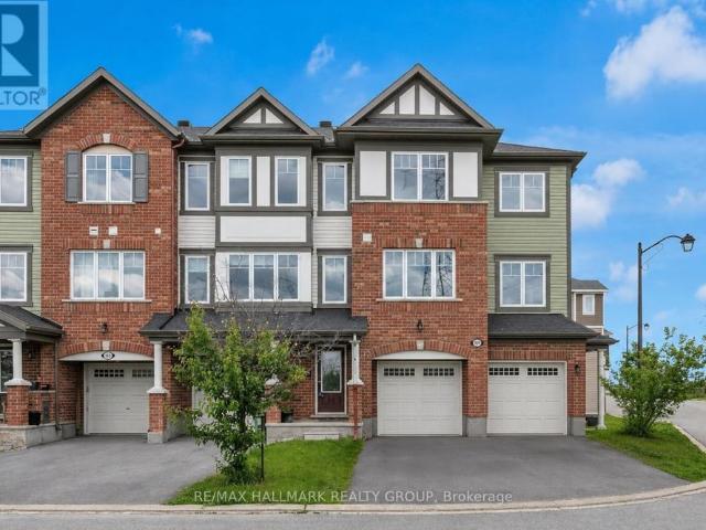 167 Gelderland Private Ottawa, ON K2V0H8