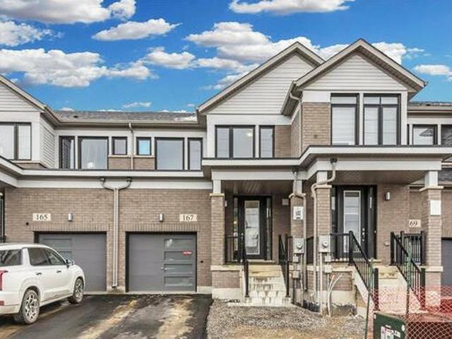 167 Freedom Crescent Mount Hope Ontario