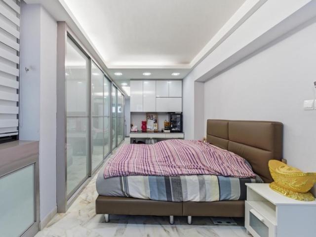 167 Hougang Avenue 1 HDB Apartment For Sale, $740,000, 3 Bed 2 Bath 1,323 sqft $559.00 psf