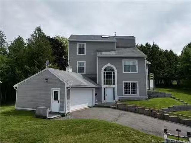 167 Meadowbank Ave, Saint John, NB, E2K 2C9 house for sale.