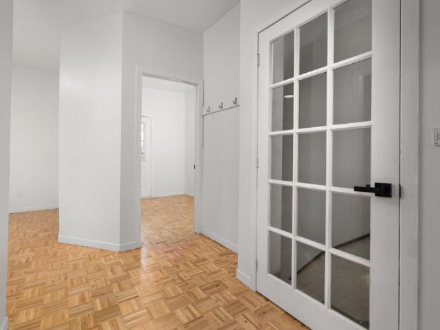 1686 Rue Leclaire