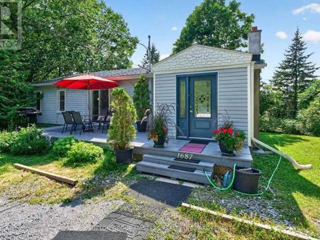 1687 Harten Lane, Kingston. East Incl Cfb Kingston, ON, K7L 4V1 house for sale | Listing ID X13596 | Royal LePage