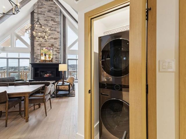 168 Ch. au Pied de la Montagne, Apt. 10, QC, CA, Mont Tremblant