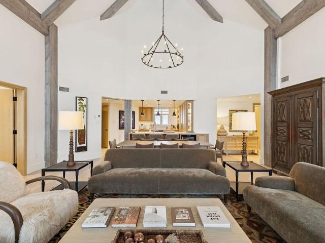168 Ch. au Pied de la Montagne, Apt. 10, QC, CA, Mont Tremblant
