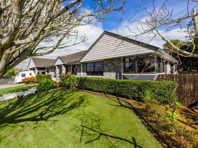 168 Walter Strevens Drive, Conifer Grove, Papakura