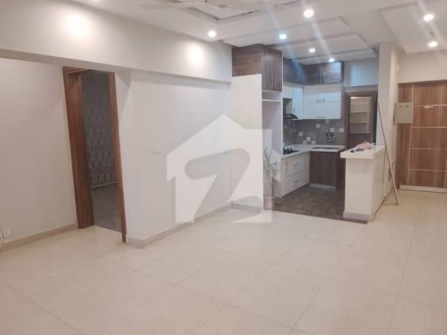 1695 Sqft Luxury Apartment For Rent First Floor | Outer Facing | Prime Location