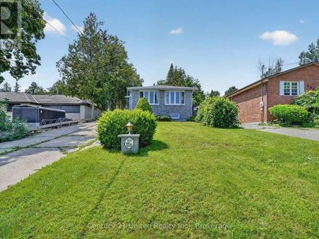 1696 Applewood Crescent, Peterborough Monaghan Ward 2, ON, K9K 1N4 house for sale | Listing ID X13670 | Royal LePage