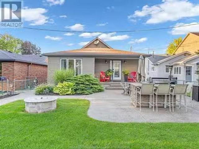 1690 Caille, Lakeshore, ON, N0R 1A0 house for sale Listing.