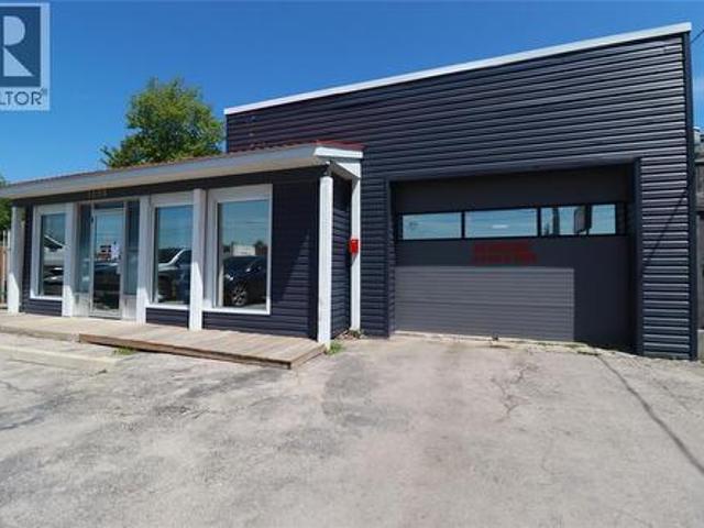 1690 London Line, Sarnia, ON, N7T 7H2 commercial for sale | Listing ID 26012 | Royal LePage
