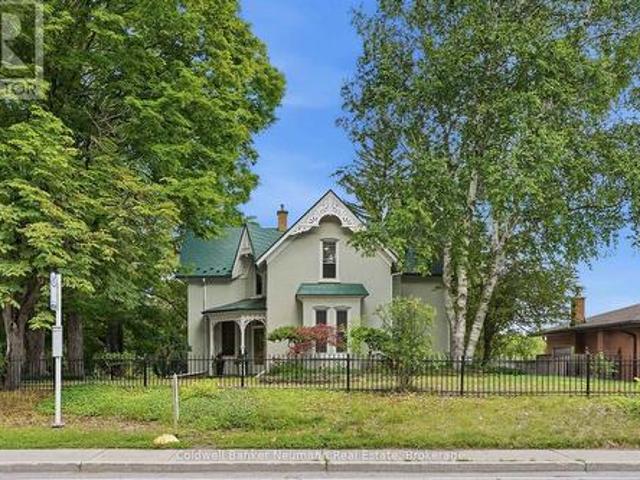 1691 Franklin Boulevard, Cambridge, ON, N3C 1P3 house for sale | Listing ID X13555 | Royal LePage