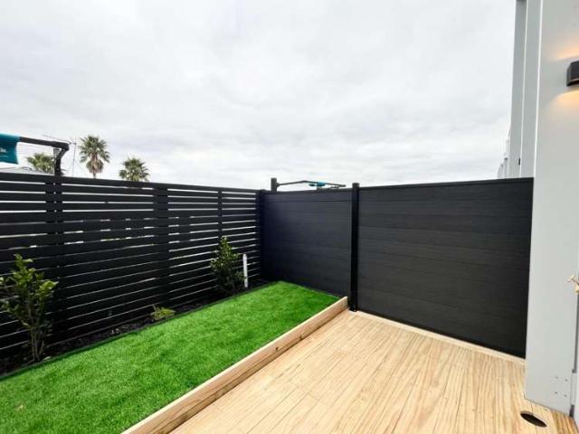 16/9 Aeroview Drive, 1603, North Shore City