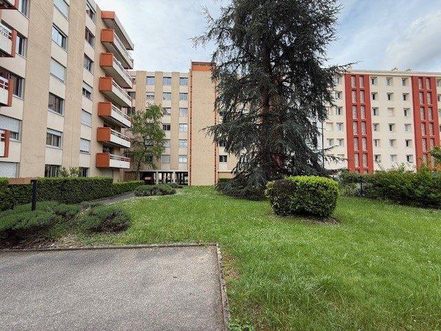 169 BIS ROUTE DE GENAS 69100 VILLEURBANNE