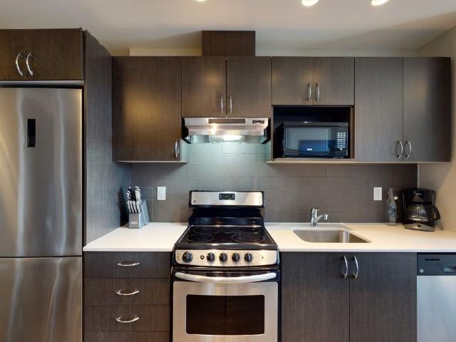 169 Lisgar St. Studio Apartment for Rent at 169 Lisgar St, Ottawa, ON K2P 0C3 Centretown