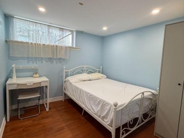 169 Mcgill Street, Mississauga, ON, L5A 1V1 house for lease | Listing ID W13108 | Royal LePage