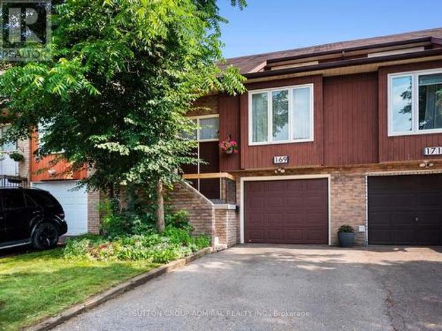 169 Robert Hicks Drive, Toronto, ON, M2R 3R3 house for sale | Listing ID C13568 | Royal LePage