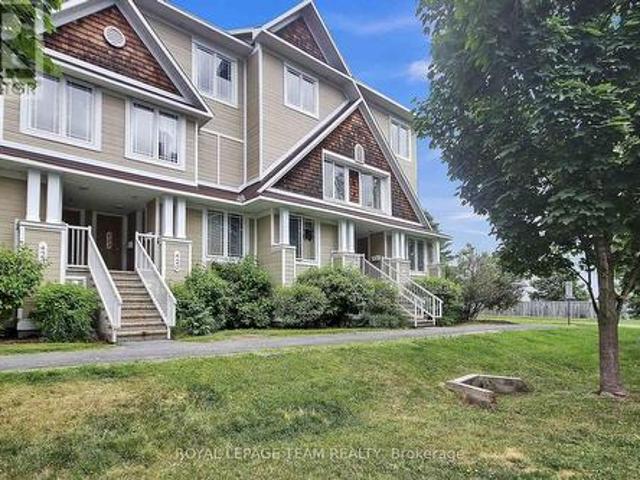16 414 Hillsboro Private, Ottawa, ON, K2M 3A8 townhouse for sale | Listing ID X12246 | Royal LePage