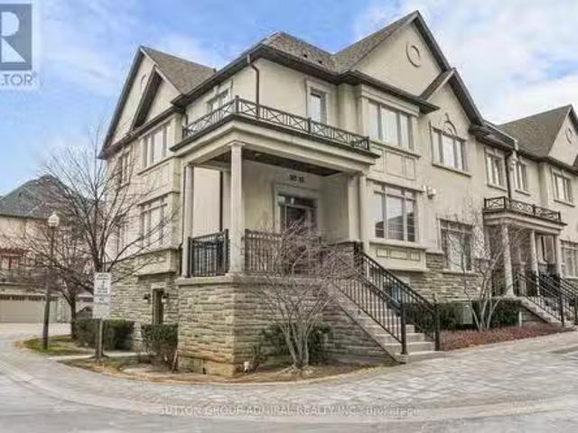 16 80 North Park Road, Vaughan, ON, L4J 0G8 townhouse for.