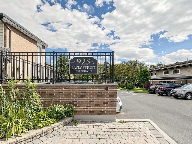16 925 Bayly Street, Pickering | 3+1Beds/2Bath, Townhouse, $609,000 | Condos. Ca