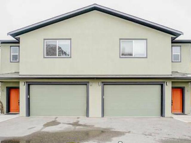 16 12300 PINEHURST Place Osoyoos British Columbia