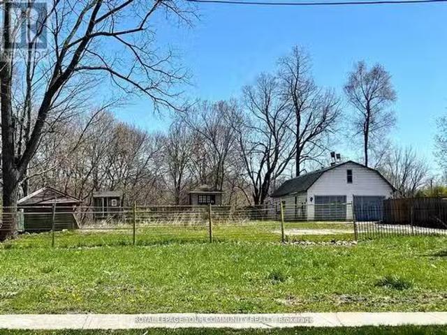 16 18 John Street, Halton Hills, ON, L7G 2J7 vacant land for.